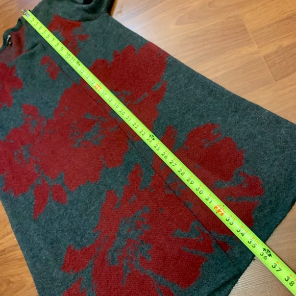 Asymmetrical lagenlook red / grey floral draped long sweater/ cardigan/ jacket - Picture 9 of 10